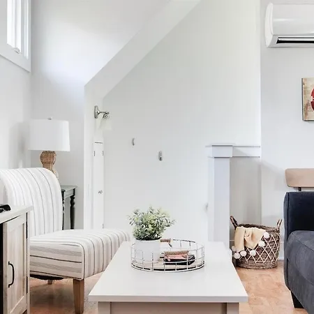 East Nash Hideaway Apartment Nashville