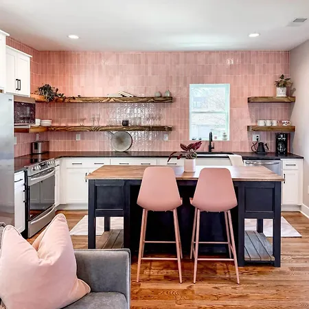 Apartment Pastel Dreams Nashville