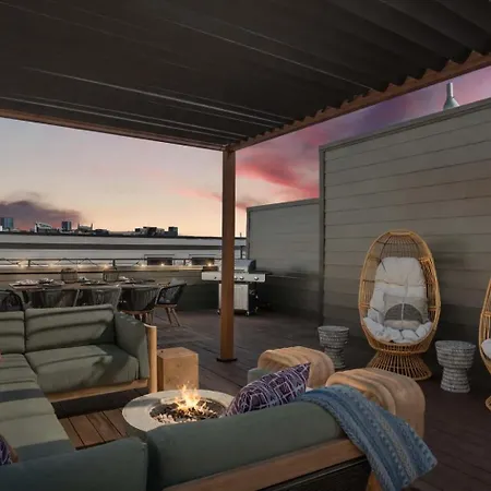 The Ridgeline - New Rooftop Retreat Near The Gulch Holiday home Nashville