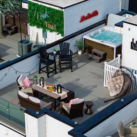 Dixieland Delight By Avantstay Holiday home