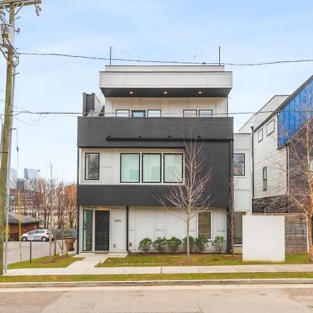 View Only 1 Mile To Downtown With Garage And Rooftop Holiday home *