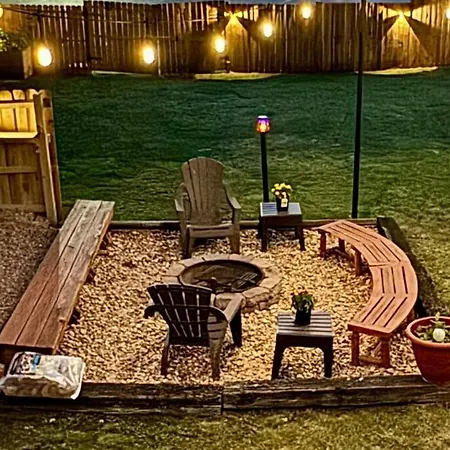 Away From Mlnutes! To Broadway & Stadium Holiday home