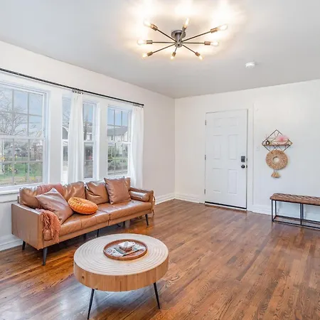 Flow - Sleeps 8 - Mins To Broadway And Germantown * Nashville