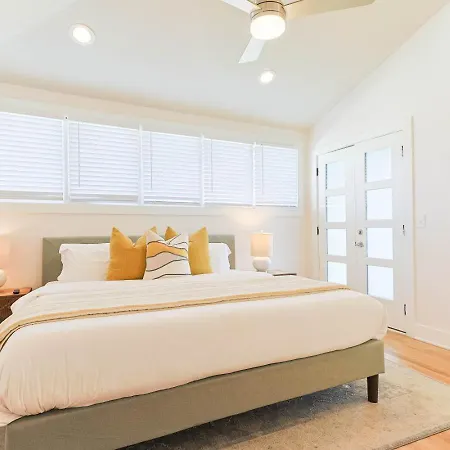 New Luxury 4br With Bar, Arcade, 3 Min To Stadium
