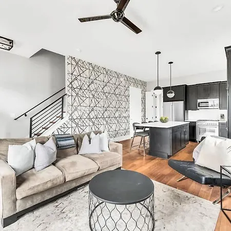 Luxury Close Broadway With Garage And Fire Pit Nashville