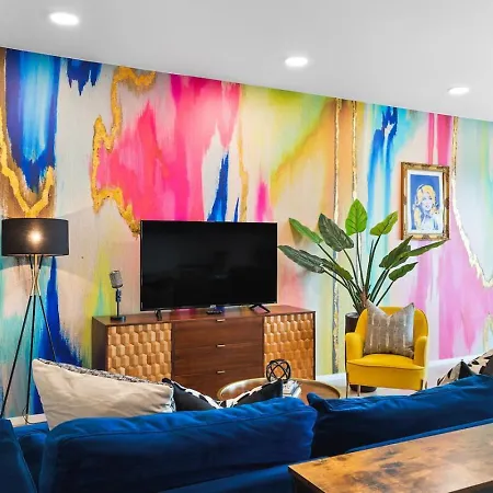 Riverfront Luxury - Walk To Downtown Broadway, Private Patio
