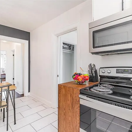 Holiday home Chime - Minutes To Broadway & Germantown