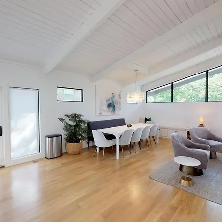 Luxury House Downtown With Private Heated Pool Villa *