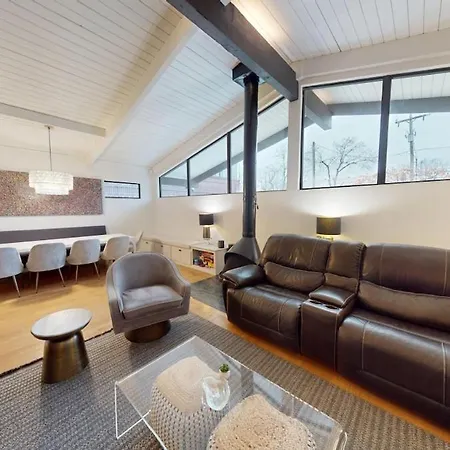 Luxury House Downtown With Private Heated Pool *
