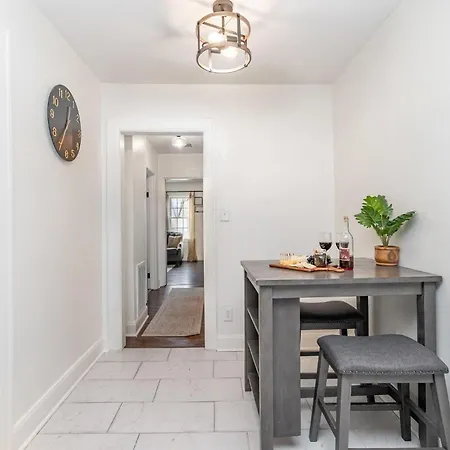 Chroma - 2 Units - Mins To Broadway & Germantown Nashville
