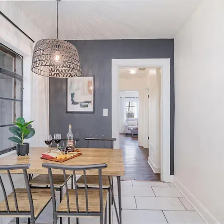 Holiday home Chime - Minutes To Broadway & Germantown *