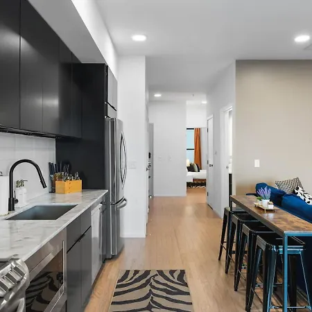 Holiday home Riverfront Luxury - Walk To Downtown Broadway, Private Patio
