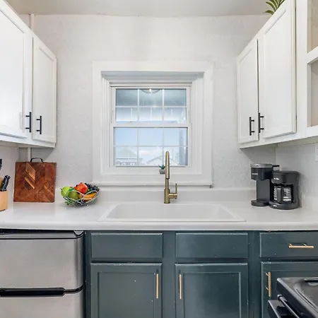 Flow - Sleeps 8 - Mins To Broadway And Germantown *