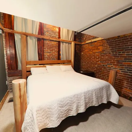 Holiday home Rockstar Penthouse Speakeasy - Massive By Broadway Nashville