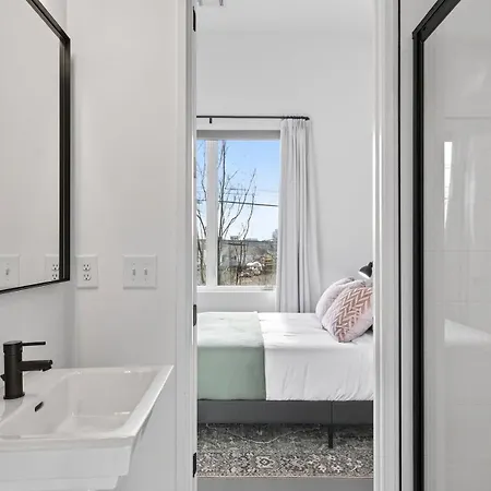 Holiday home Dixieland Delight By Avantstay Nashville
