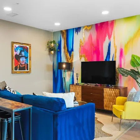 Riverfront Luxury - Walk To Downtown Broadway, Private Patio Nashville