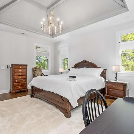 Walkable Hillsboro - Near 12 South & Vandy * Nashville