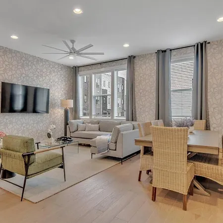 Combined Townhome With 26 Beds - 2 Rooftops! * Nashville
