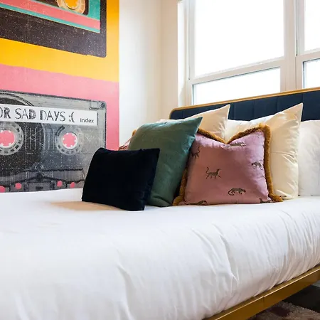 Holiday home Funky Town - Walkable To Attractions *