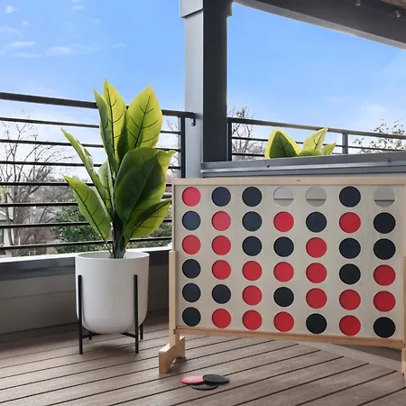 The Musgraves - Modern Music Row With Rooftop Holiday home