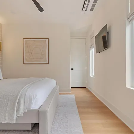 Holiday home The Elmwood & Ashford - 8br Weho Rooftops