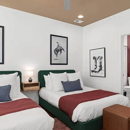 The Ridgeline - New Rooftop Retreat Near The Gulch Holiday home Nashville
