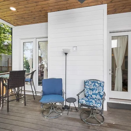 Holiday home Walkable Hillsboro - Near 12 South & Vandy *
