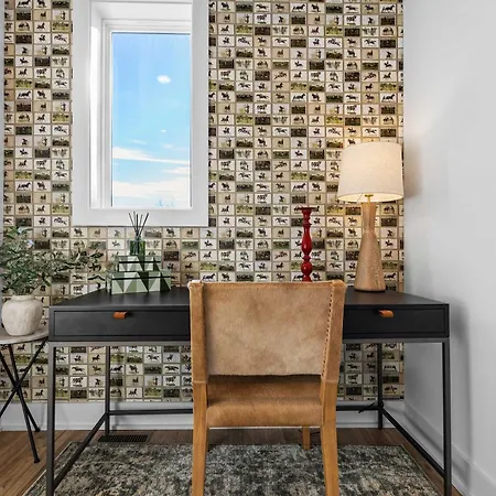 Nash Skyline Views Rooftop With Fire Pit Grill Holiday home