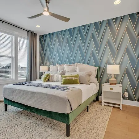 Combined Townhome With 26 Beds - 2 Rooftops! Nashville