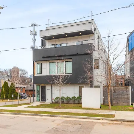 View Only 1 Mile To Downtown With Garage And Rooftop * Nashville