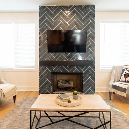 New Luxury 4br With Bar, Arcade, 3 Min To Stadium *