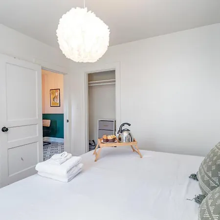 - 2 Units - Minutes To Broadway & Germantown