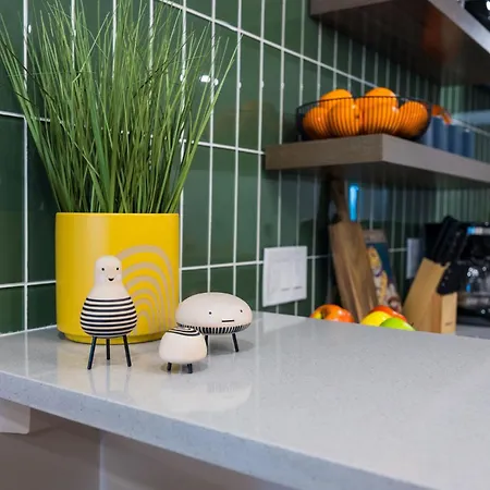 Funky Town - Walkable To Attractions Holiday home *