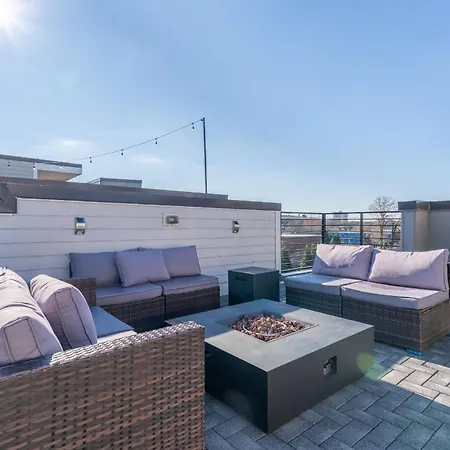 Holiday home Vivid Vocals - Rooftop Views In 12 South Nashville