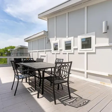 The Taylor Martin By Local Holiday home Nashville