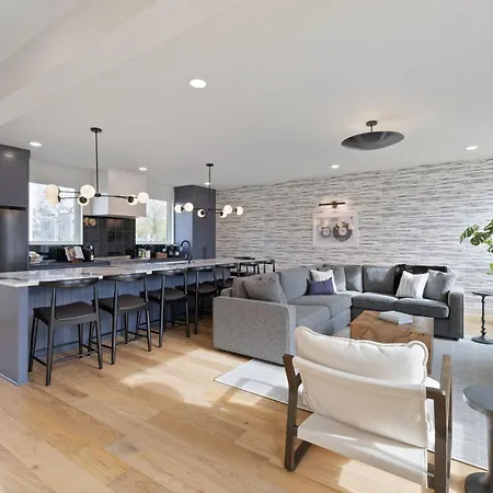 Holiday home The Elmwood & Ashford - 8br Weho Rooftops *