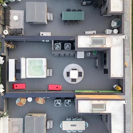 The Blackstone Holiday home Nashville