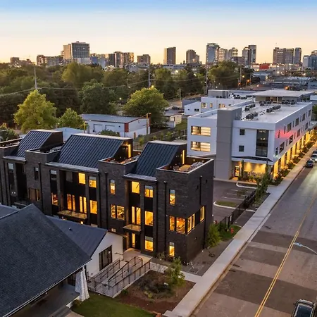Holiday home The Elmwood & Ashford - 8br Weho Rooftops *