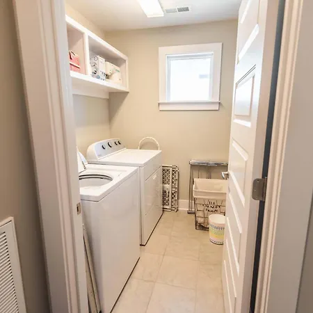 Casa Pura Vida - East 3br-3ba Holiday home Nashville