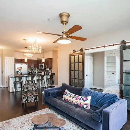 Beautiful In The Heart Of Downtown Walk To Broadway Apartment Nashville
