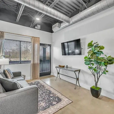Apartment 1br - King Bed - 10mins To Broadway Nashville