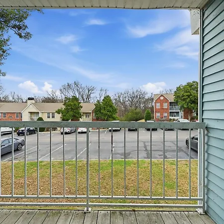 Charming With Fireplace & Dining Area