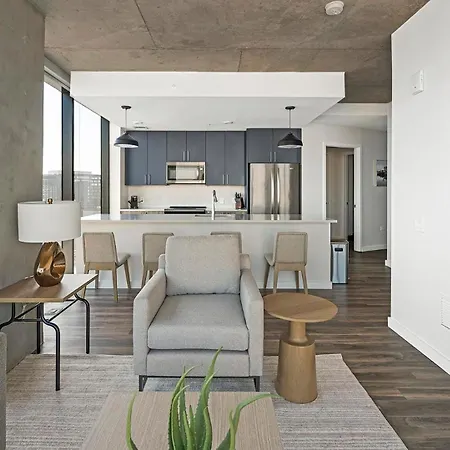 Landing Stunning 2Bd Rooftop Lounge Gym * Nashville
