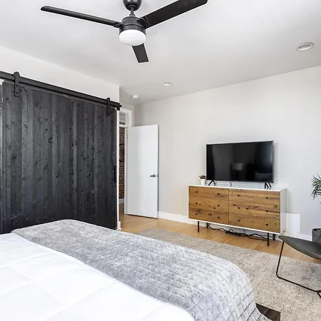 Music Views Downtown - Parking Included Apartment Nashville