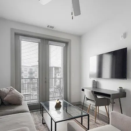 Landing Stylish 1Bd Pool Gym Apartment Nashville