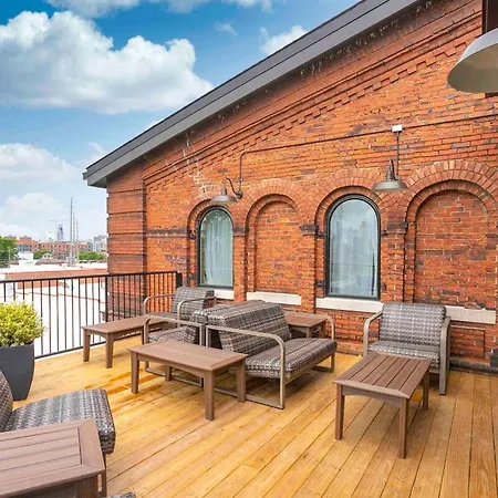 The 1865 Experience With Speakeasy, Pool & Parking Apartment *