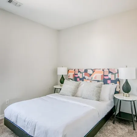 Apartment Two Cozysuites Music Row Lovely In Nashville