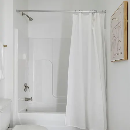 Landing Stunning 1bd Game Gym * Nashville