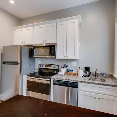 Bright And Cozy Church Conversion1br Nashville