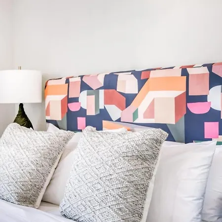 Two Cozysuites Music Row Chic In * Nashville
